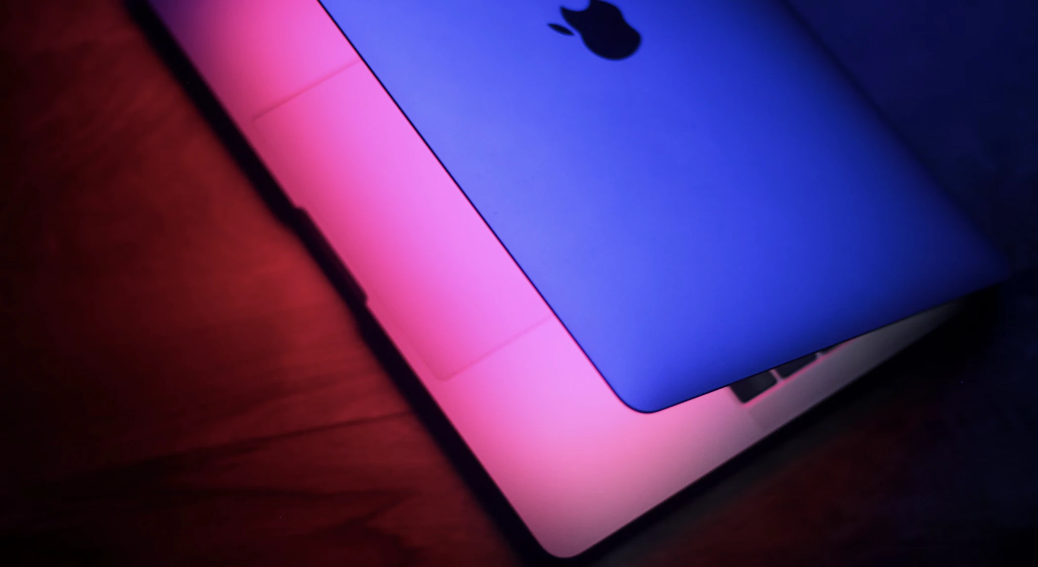 Banshee Malware c&iacute;l&iacute; na uživatele MacOS nov&yacute;mi funkcemi pro skryt&eacute; působen&iacute;