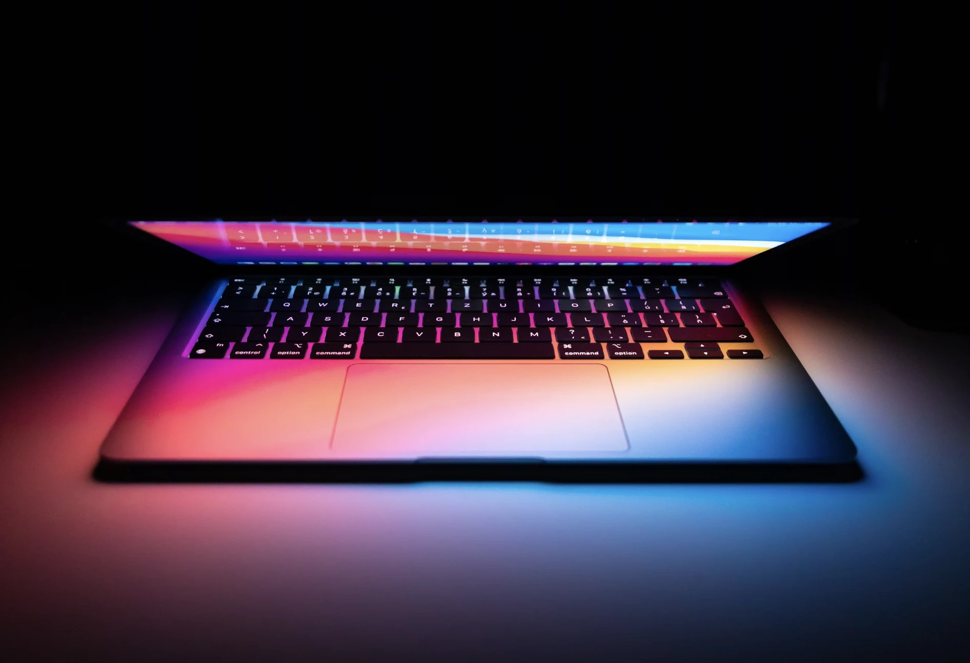 Nov&aacute; kybernetick&aacute; hrozba c&iacute;l&iacute; na uživatele Mac s fale&scaron;n&yacute;mi aktualizacemi