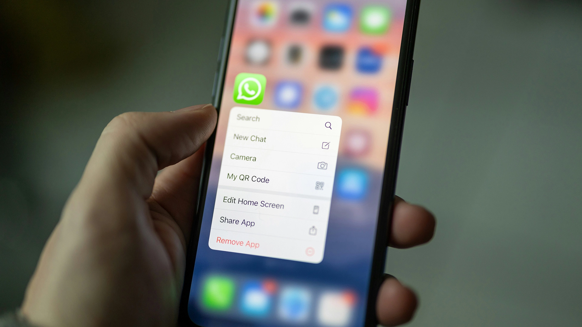 Chatbot společnosti Meta omylem sd&iacute;l&iacute; soukrom&aacute; telefonn&iacute; č&iacute;sla