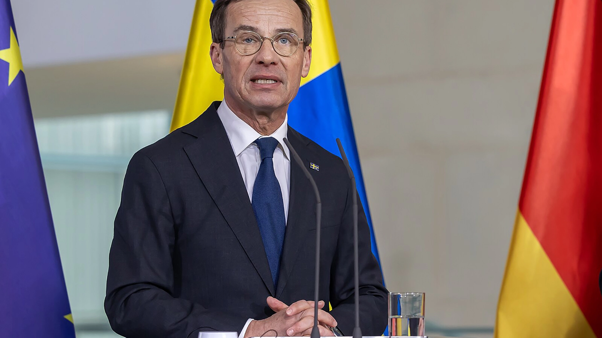 &Scaron;v&eacute;dsk&yacute; premi&eacute;r kritizov&aacute;n za použit&iacute; ChatGPT při vl&aacute;dn&iacute;ch rozhodnut&iacute;ch