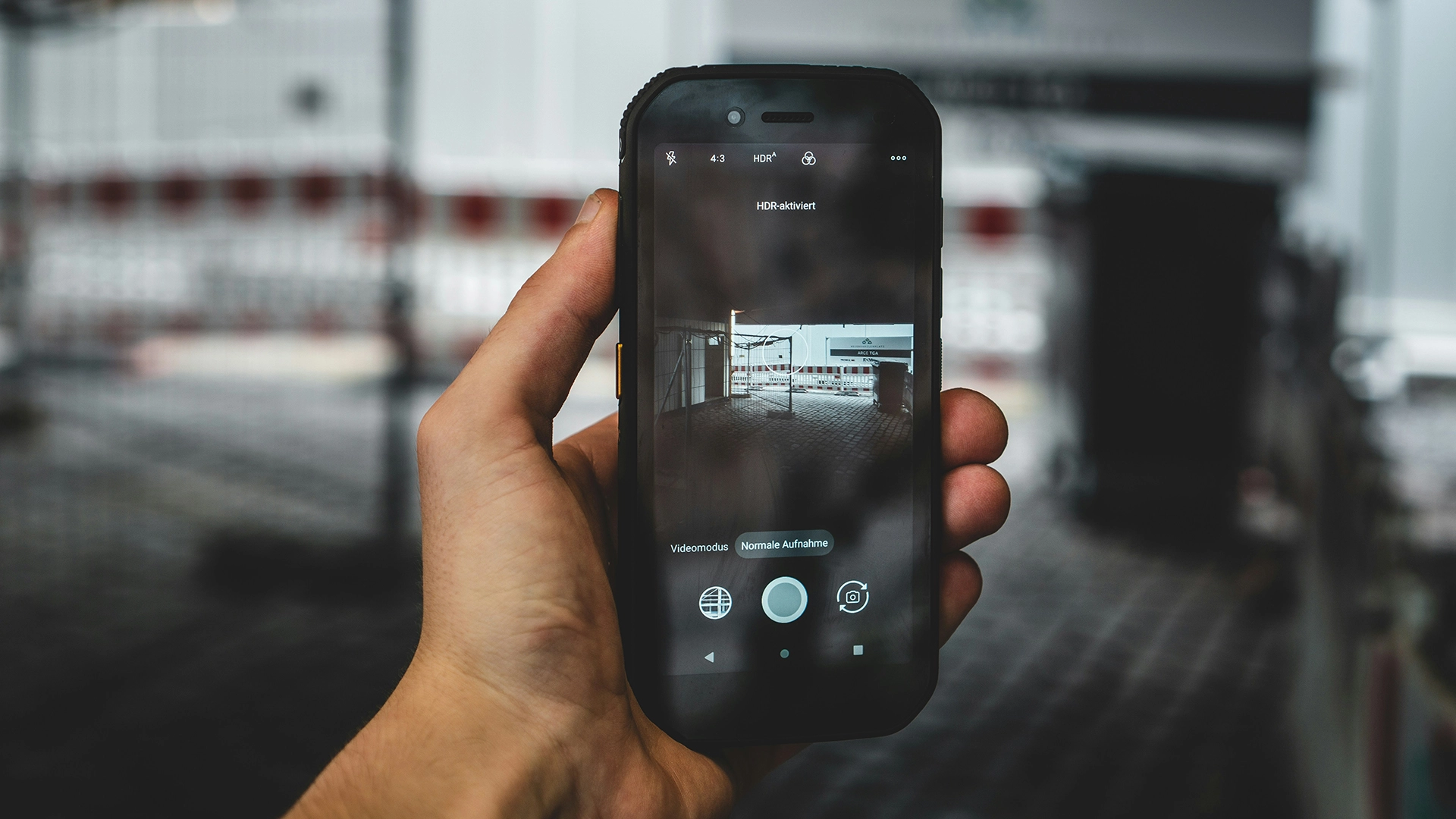Pixel 10 umožňuje uživatelům zkontrolovat, zda jsou fotky vytvořen&eacute; pomoc&iacute; AI